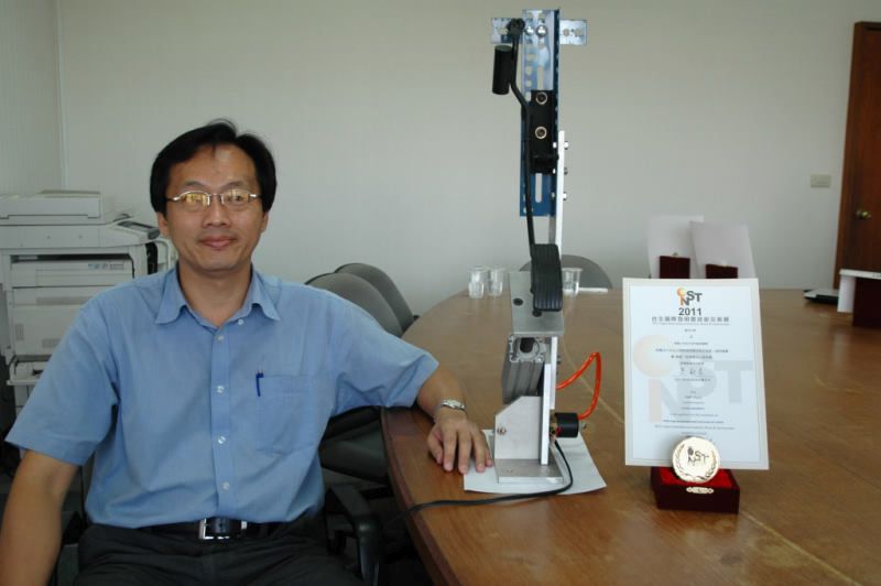 朱力民目前是台東大學綠色與資訊科技學士學程教授。台東大學提供