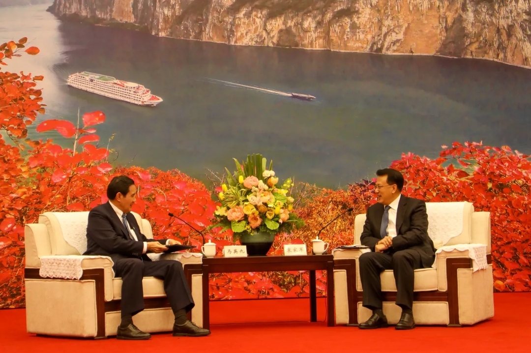 前總統馬英九3日和重慶市委書記會面。馬辦提供