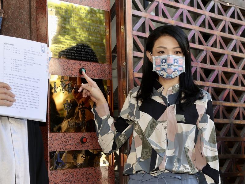 高虹安9月27到北檢控告《鏡週刊》加重誹謗罪、意圖使人不當選。中央社