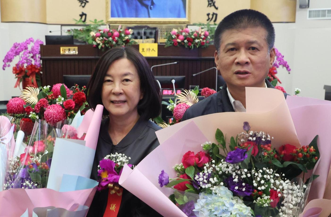 民進黨籍議員邱莉莉（左）、林志展當選台南市正副議長。辛啓松攝