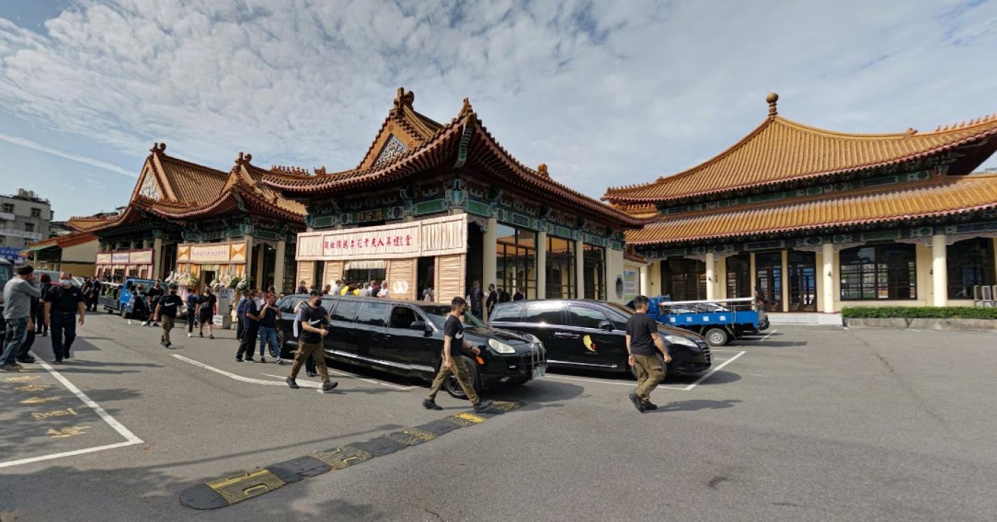 新北殯儀館爆發涉收賄事件，11日遭廉政署搜索。翻攝google街景