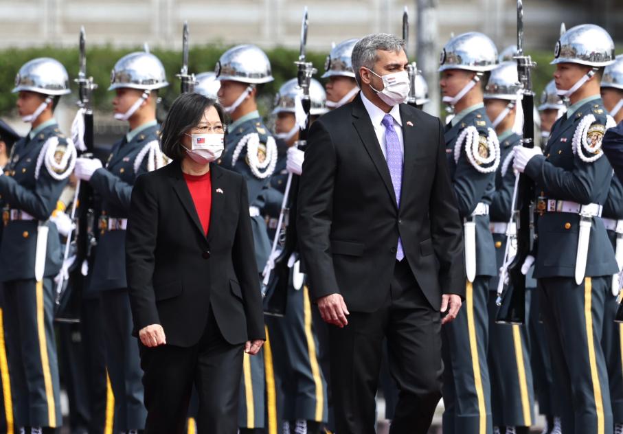 蔡總統軍禮歡迎巴拉圭總統阿布鐸　盼台巴共創疫後經濟繁榮