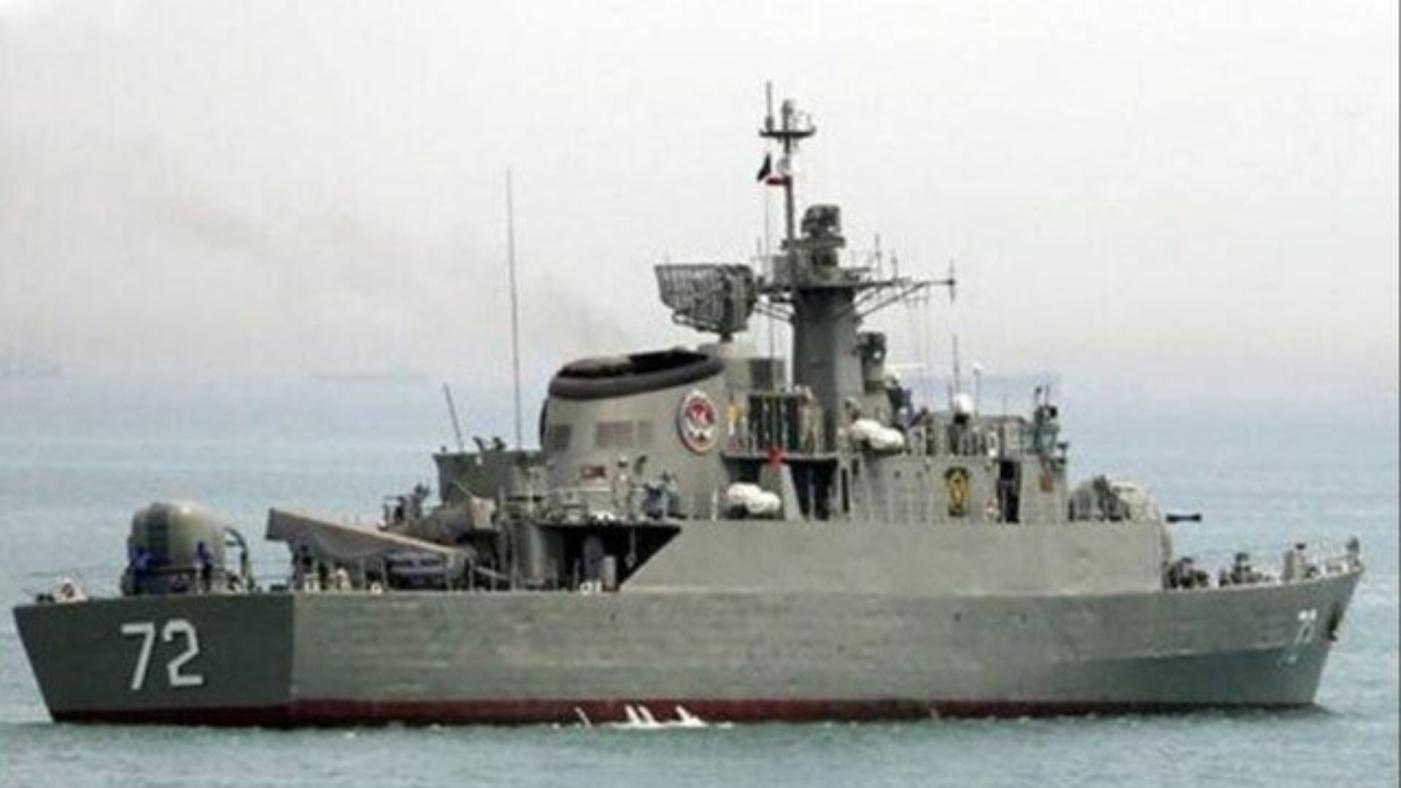 伊朗阿爾萬德級（Alvand）巡防艦艾布士號（Alborz）。圖非當事軍艦。翻攝@IrnaEnglish「X」社群平台