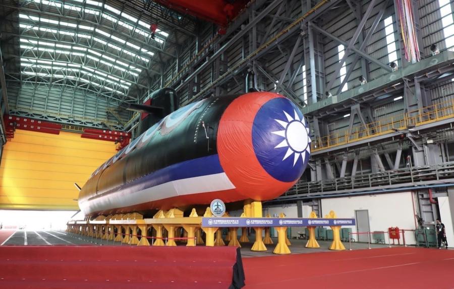 國造海鯤號潛艦27日首度下海　用中國製浮塢測試又惹議
