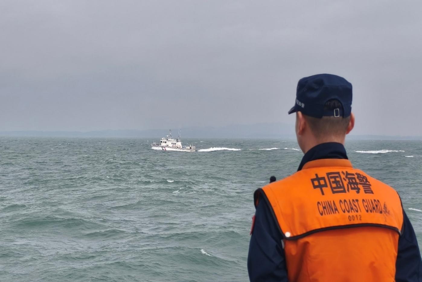 陸海警組織艦艇編隊，在金門附近海域執法巡查。翻攝中國海警局網站