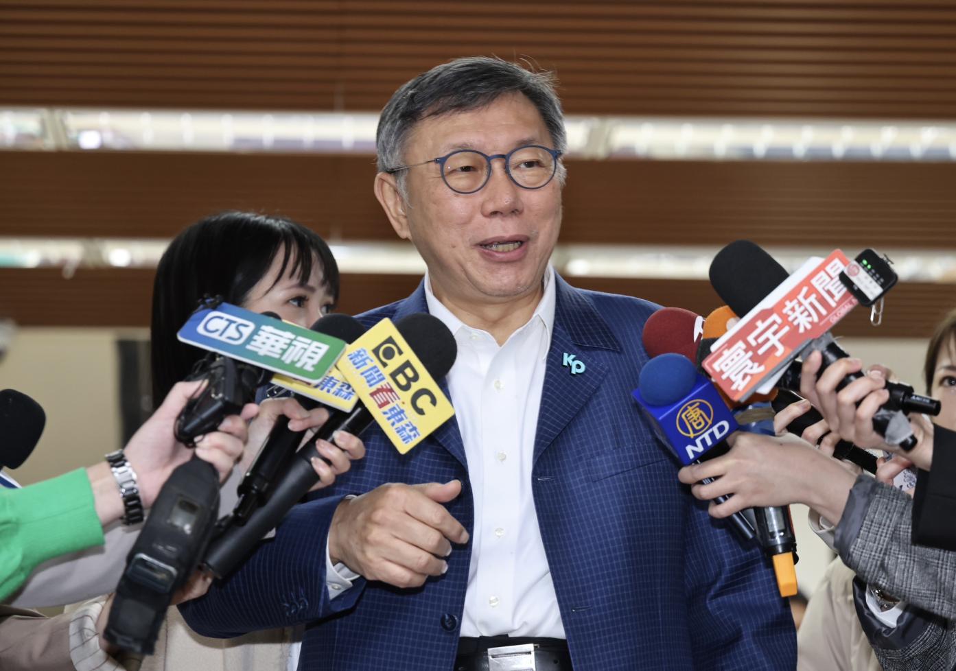民眾黨主席柯文哲表示，台北市長蔣萬安應該要去查警察局設置錄影監視器案怎麼執行跟為什麼放水。林啟弘攝