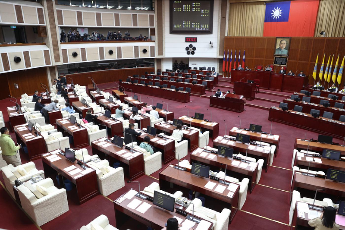 台北市議會22日召開臨時大會，因國民黨議員皆未出席流會。中央社