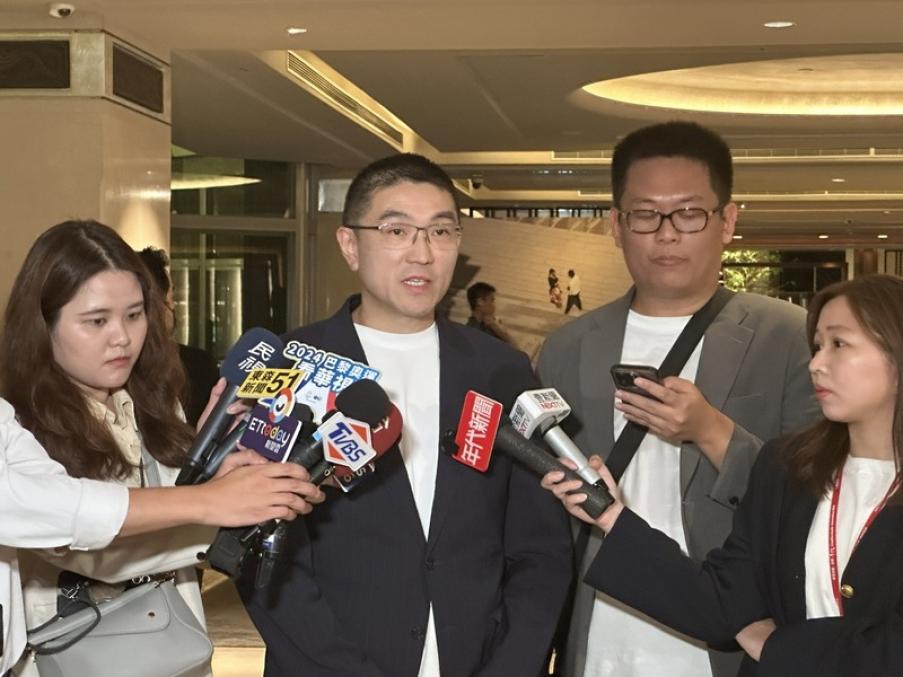 謝國樑宴請藍民代「固樑」　談話內容曝光！他禱告：會順利通過主的試煉
