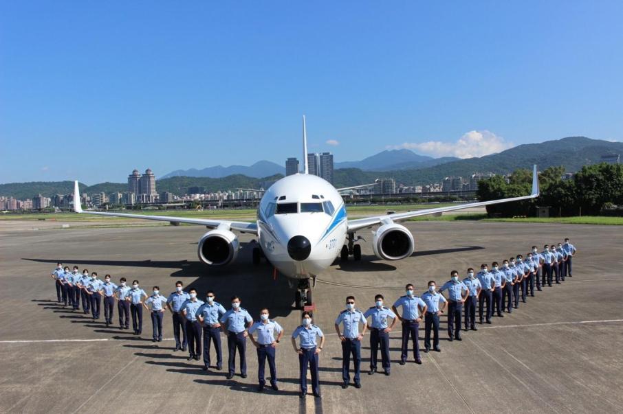 空軍夫妻檔沉迷職棒簽賭欠債淪共諜　監院糾正國防部等3單位