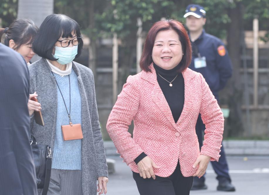 遭控花公帑辦個人演唱會列被告　許銘春澄清：僅唱「10分鐘」