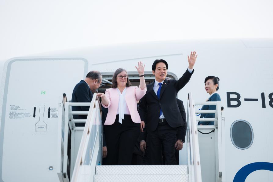 賴清德抵夏威夷AIT執行理事登機歡迎　首度機邊接機歷年最高規格
