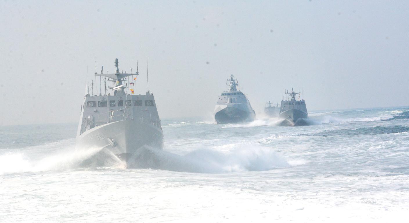 解放軍對台灰色地帶襲擾，海軍秀濱海作戰力抗中。王烱華攝