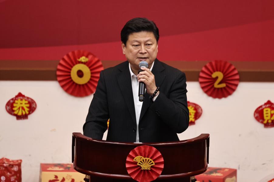 鍾小平認收傅崐萁1萬份競選小物　溫朗東質疑不法將告發