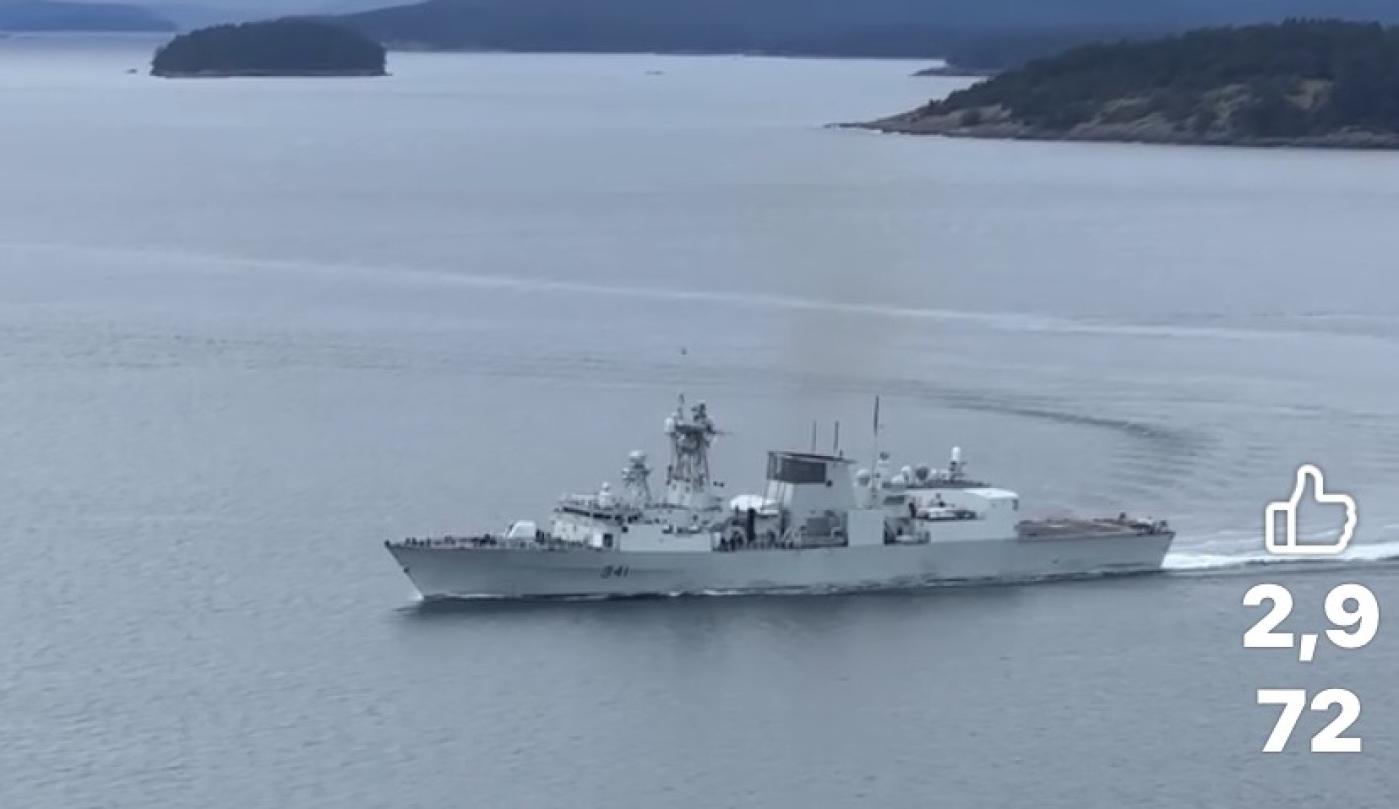 加拿大海軍哈利法克斯級巡防艦「渥太華號」（HMCS Ottawa）由南向北通過台灣海峽，這是加拿大軍艦今年首度穿越台海。翻攝FB/HMCSOttawa