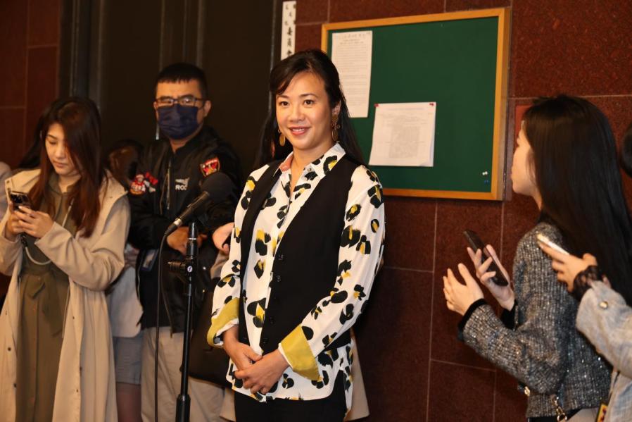 跟監名人專業戶！昔跟監吳欣盈鬧風波　今如法炮製對藥商董座下手