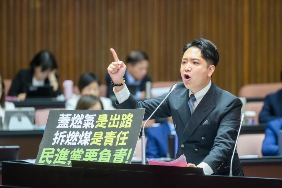 讓洪孟楷背鍋4天？　綠議員爆料「耍官威」主角是羅廷瑋