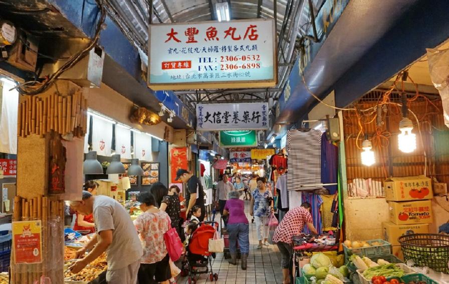 蓋牌多天台股開盤挫著等　藍議員曝菜市場氛圍：恐慌已蔓延開來