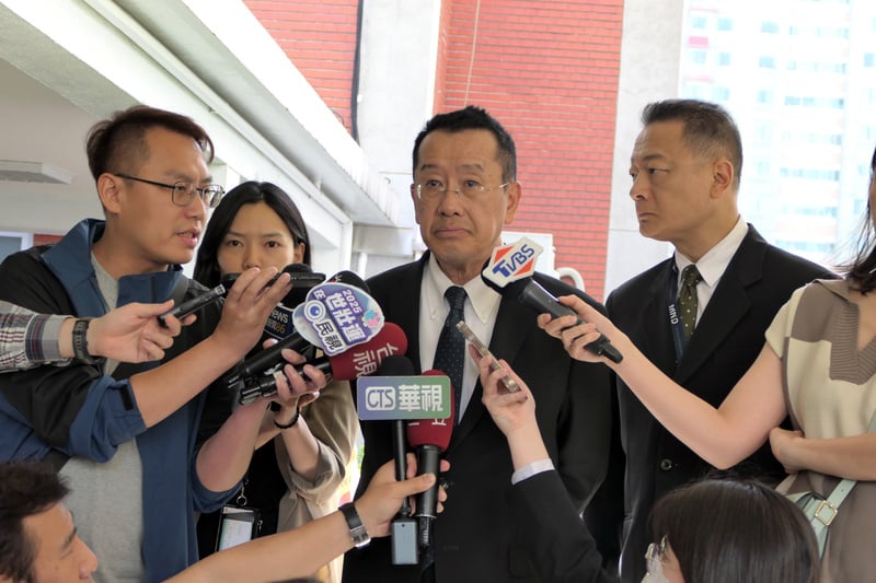 國防部長顧立雄坦承國軍保防與愛國教育要加強。中央社