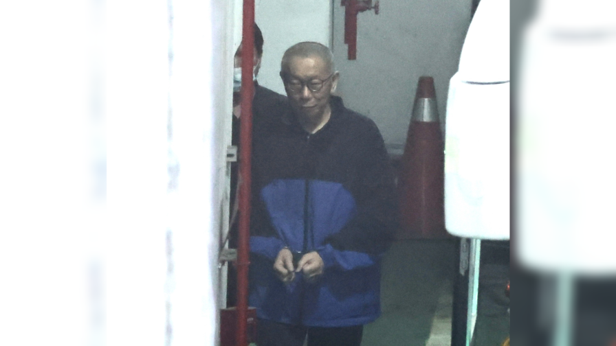 柯文哲術後首次出庭　黃國昌批檢方問訊方式像「混黑道」