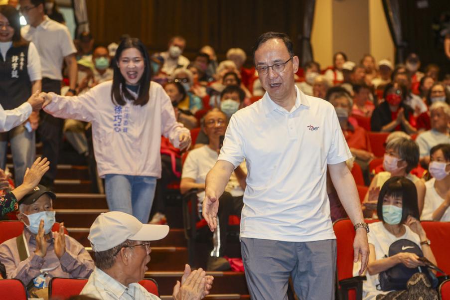 上凱道前　黃國昌、朱立倫「在野領袖峰會」稱一起找回民主