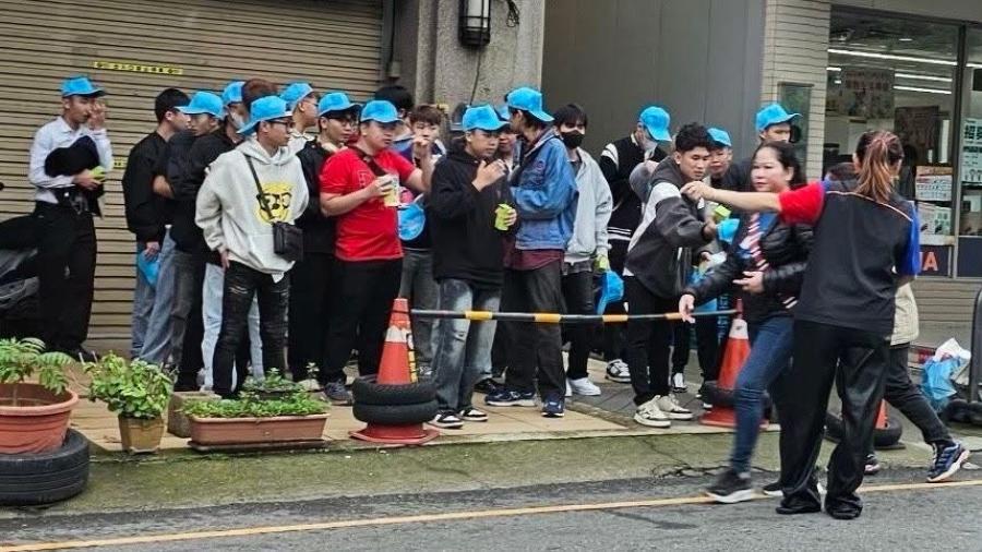 鄭正鈐否認動員外籍移工參與「426」　林志潔貼出新竹集合照打臉