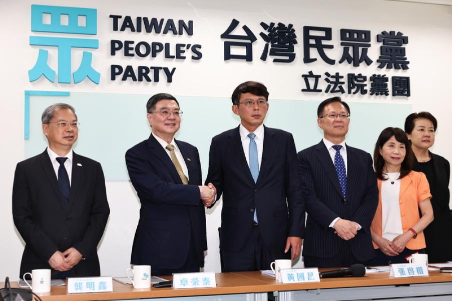 卓榮泰為4100億特別預算赴立院　撥補台電1千億被諷「愈補愈大洞」