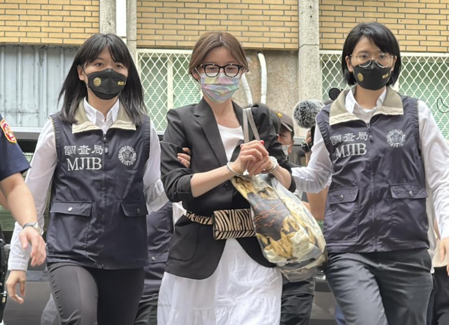 貴婦奈奈稱想照顧年邁父母而返台　移送北檢複訊
