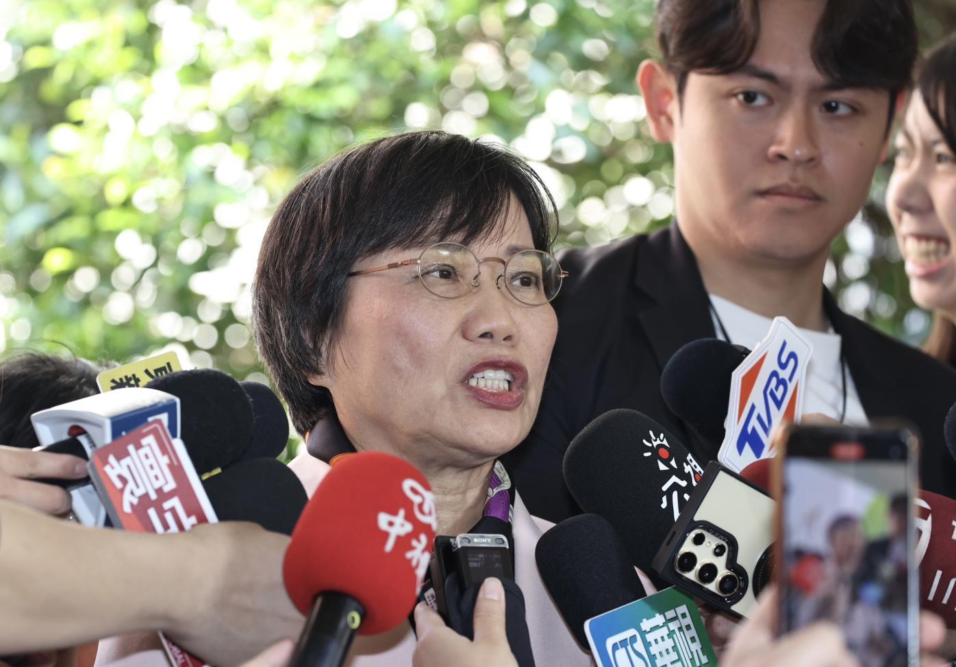 遭媒體點名會在內閣改組時離開內政部長職位，劉世芳受訪時表示不知道。林啟弘攝