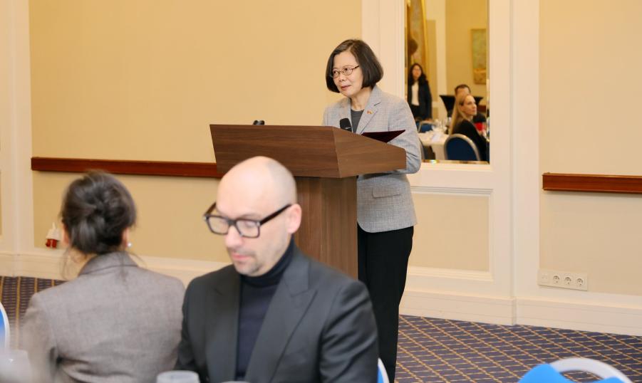 她要返回英國倫敦政經學院嗎？　蔡英文辦公室宣布：將自丹麥前往英國