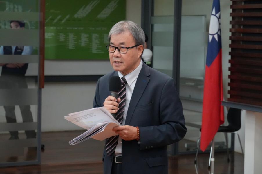被指反對學生與中國交流　鄭英耀：這樣的帽子我承擔不起