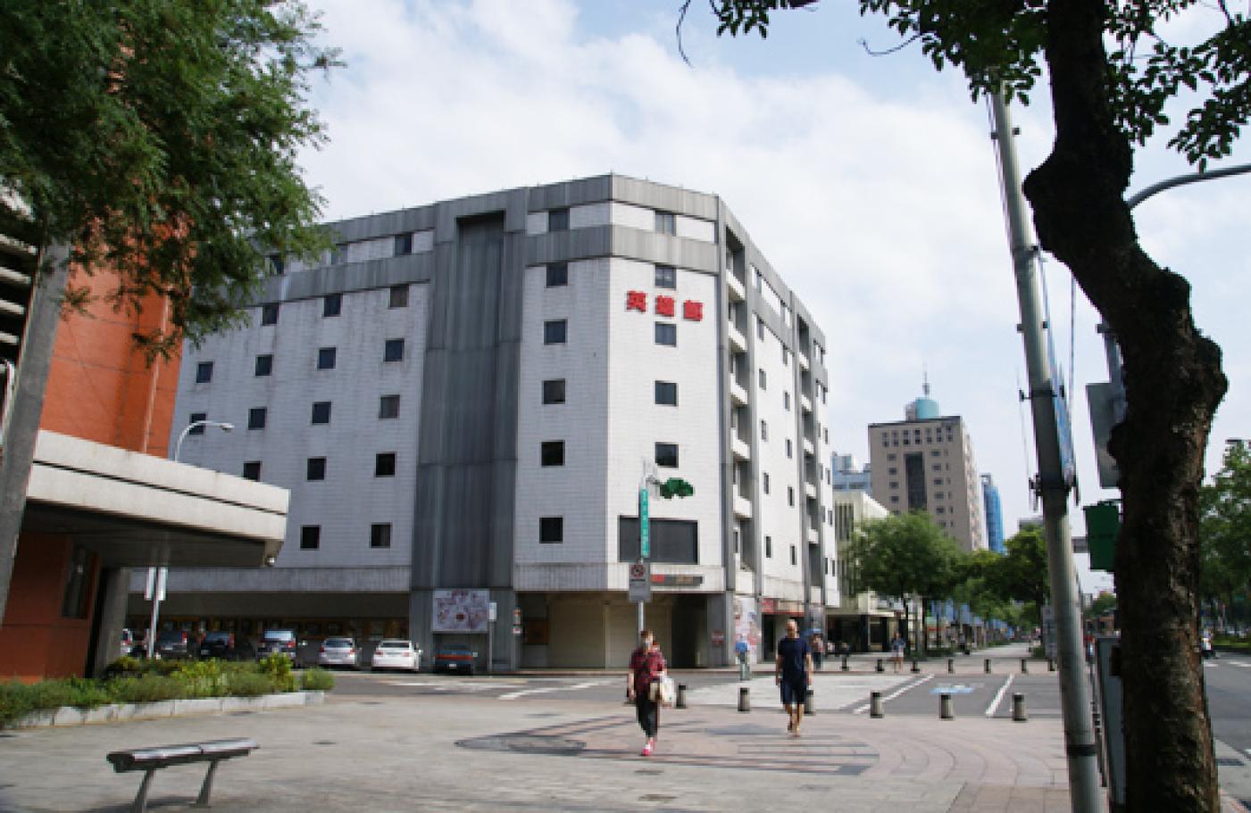 國民黨爆國防部施壓拒借國軍英雄館，遭國防部與軍友社否認。翻攝軍友社網站
