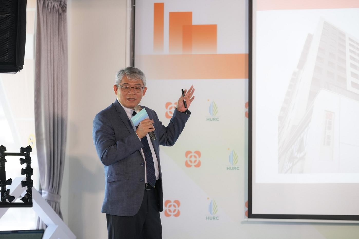 國家住都中心董事長花敬群表示，今年全國將有4593戶社宅陸續完工招租。國家住都中心提供