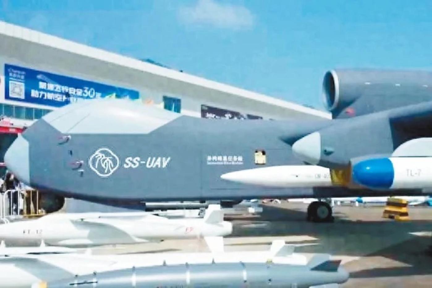 中國《央視》日前預告研發中的「空中航母」九天無人機，6月將首飛。翻攝《央視》