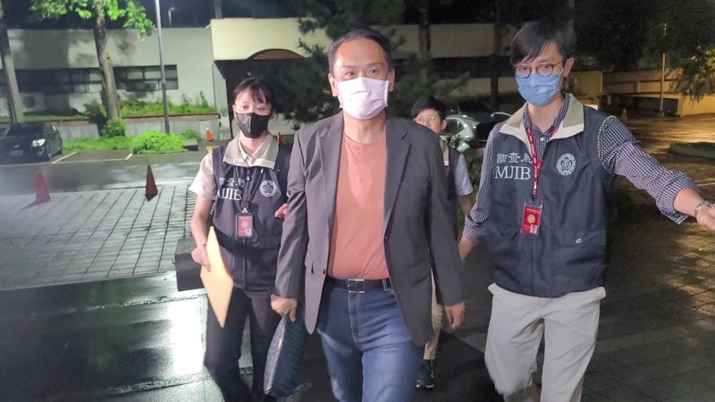 國民黨台北市議員陳重文28日晚間被移送地檢署複訊。中央社