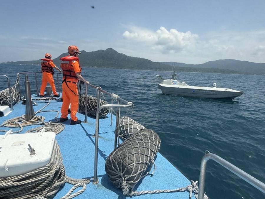 懸賞20萬找到了！雷虎無人船測試「匿蹤」失聯　海巡署澳底漁港外海尋獲