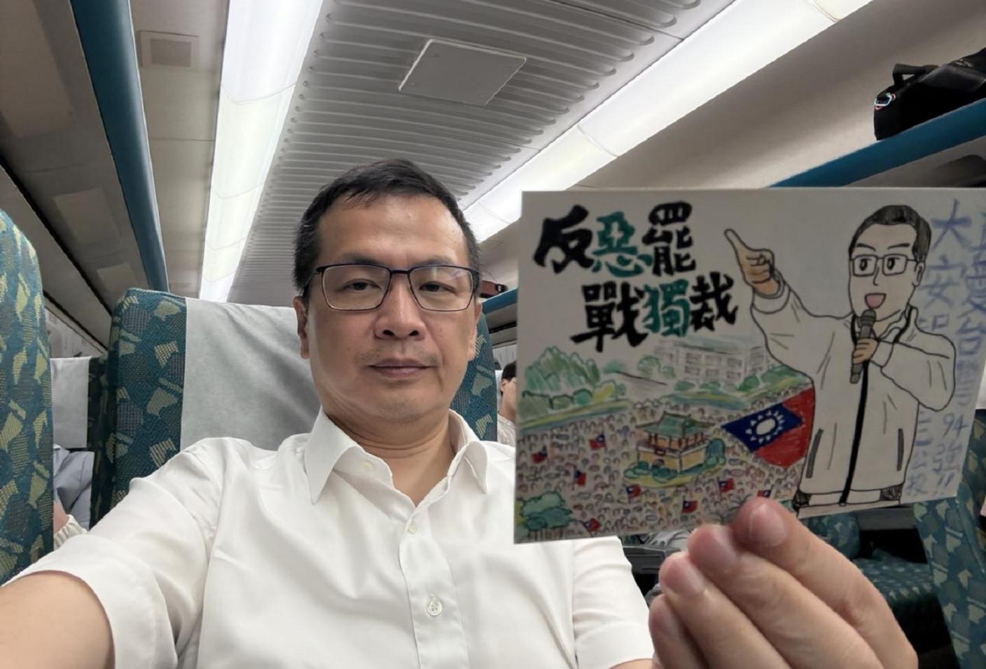 藍委羅智強2日發文表示，大安罷團造謠他打電話騷擾柯建銘，但他沒有柯的電話號碼，怎麼打？翻攝羅智強臉書
