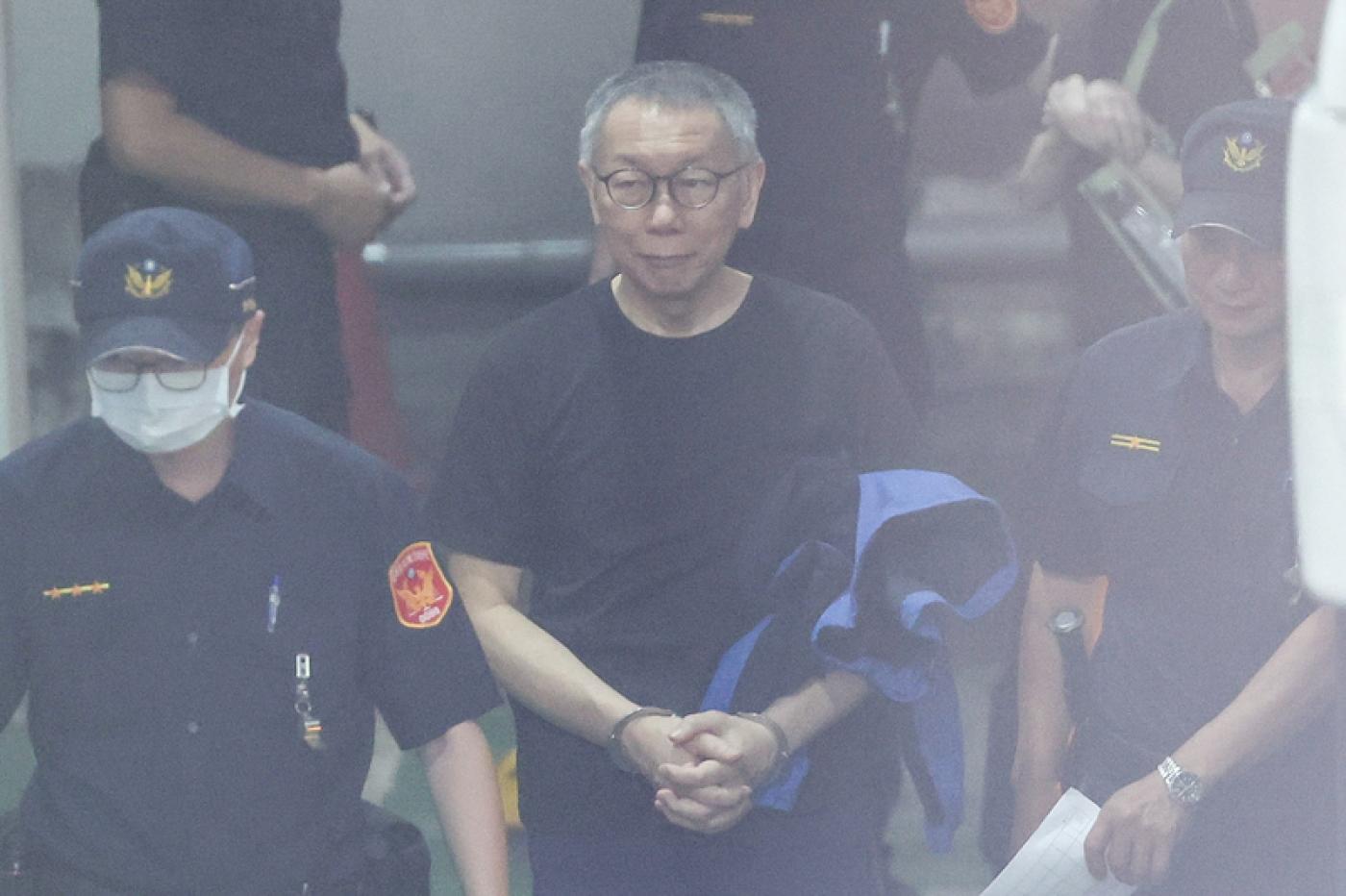 台北地院近日密集審京華城案，圖為台北市前市長柯文哲8日步入法院。中央社