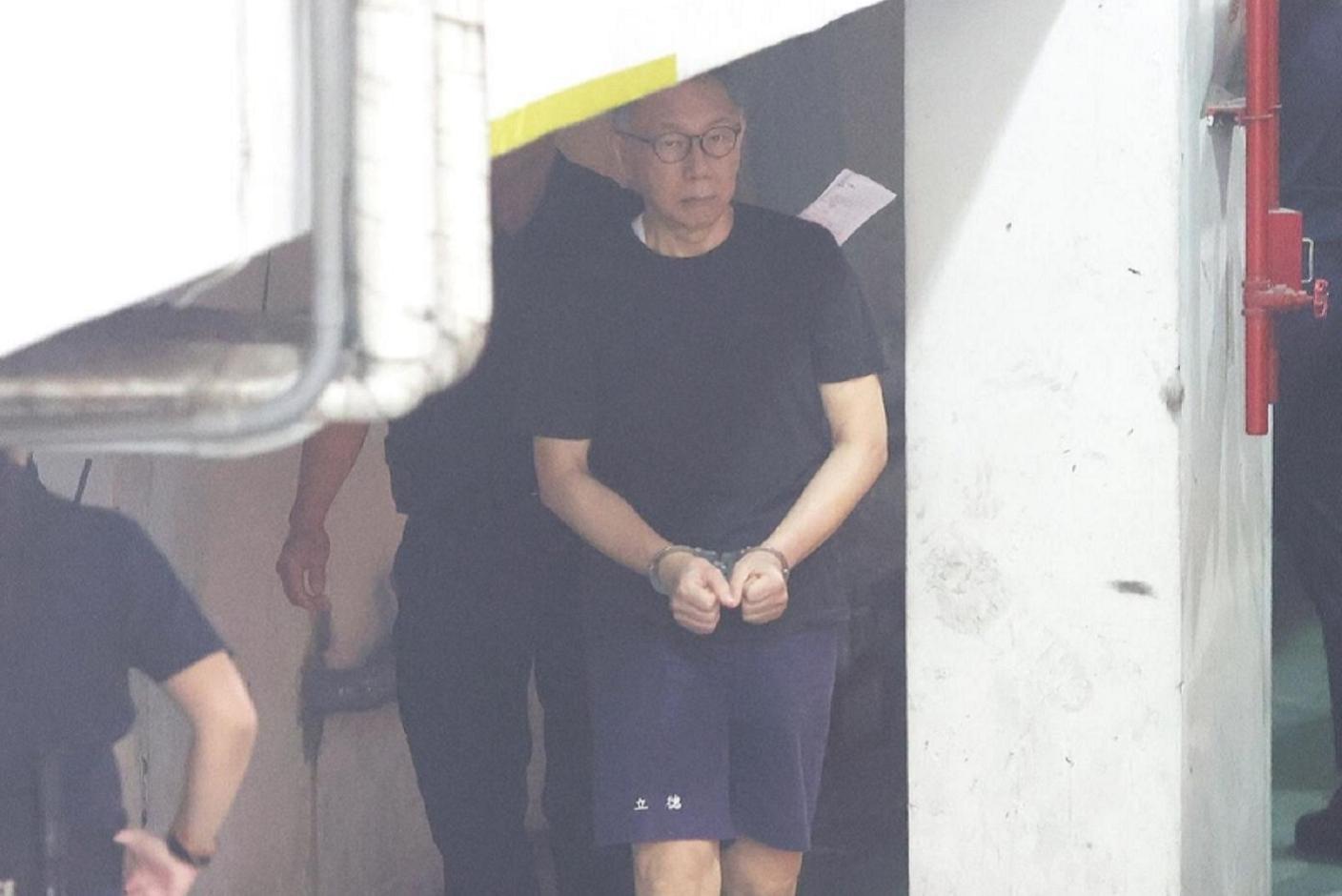 民眾黨前主席柯文哲（圖）目前在押，但收到罷免投票通知書，民眾黨主席黃國昌為此批評賴政府。資料照片／中央社