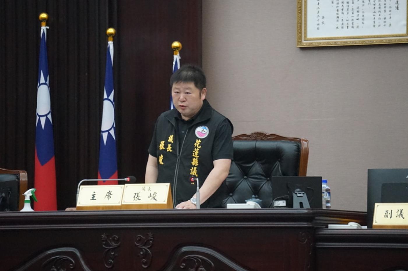 傳出花蓮藍營議員擬推動罷免他，張峻回應，「問心無愧，選民自有公評」。 中央社