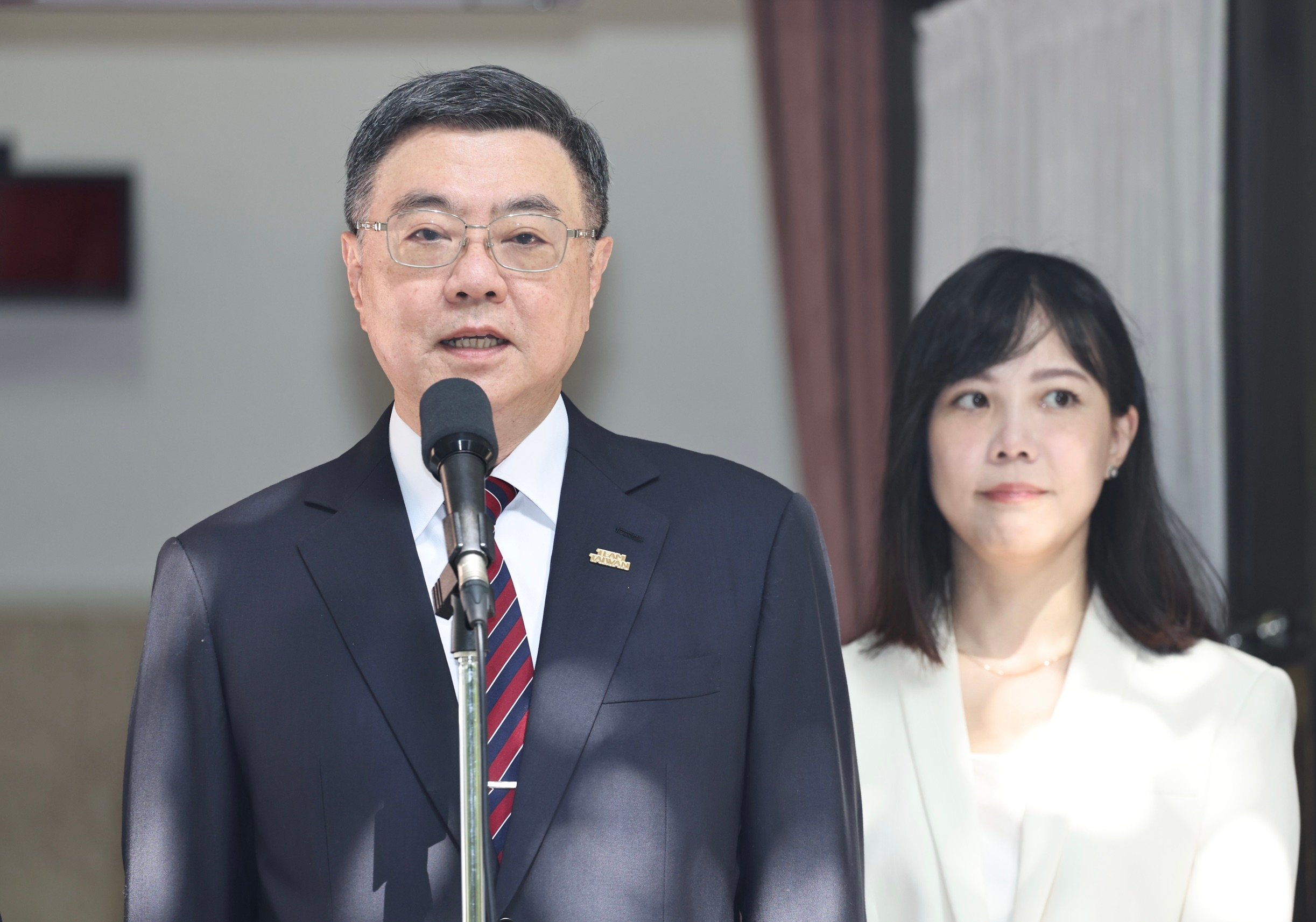 行政院長卓榮泰12日表示，必要時對重要人事進行處理。林啟弘攝