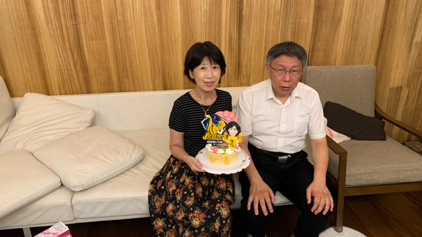 8月16日是柯文哲妻子陳佩琪64歲生日，因柯被羈押近一年，她十分哀傷。翻攝陳佩琪臉書