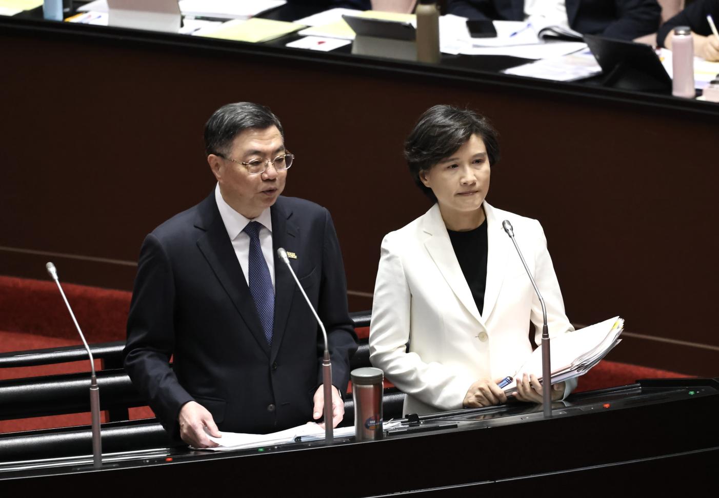 鄭麗君到華府談判，行政院證實不只和貿易代表會談，也進到了商務部和部長盧特尼克見面。圖為鄭麗君為台美關稅談判赴立院專案報告備詢。林啟弘攝