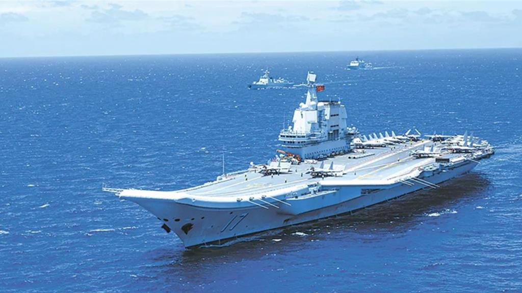 國防部：中共對台威脅樣態包括在台海開設「空域保留區」從事海空聯訓。圖為中共山東號航母資料照片。（圖／菱傳媒）