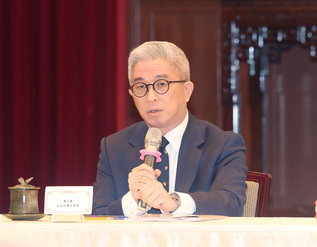 《金融時報》報導，徐斯檢上周在阿拉斯加與美國國防部官員會晤。中央社
