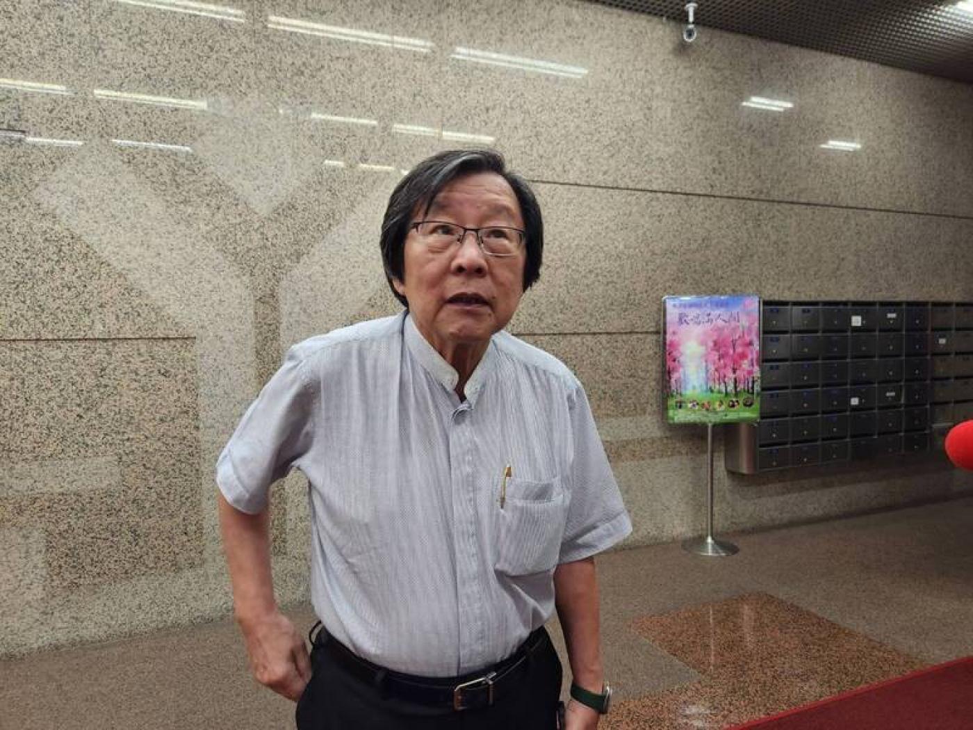 民進黨2026選對會共同召集人邱義仁17日表示，除了很少數有困難的縣市之外，原則上要在明年農曆年前，完成所有的縣市首長提名或徵召。 中央社