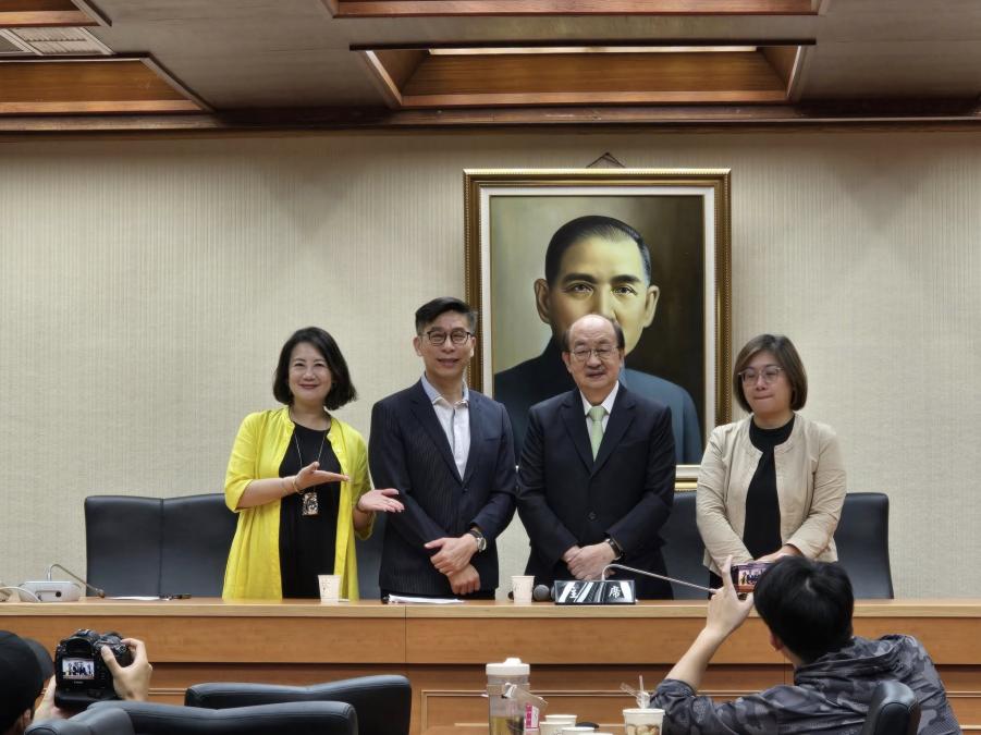 民進黨立院黨團幹部出爐！柯建銘保住總召　鍾佳濱任幹事長、陳培瑜續任書記長