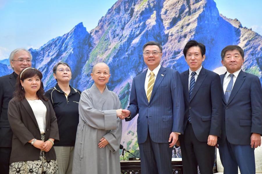 增列「不領一萬」溫朗東批卓榮泰「快下台」　許美華：拜託賴政府不要再做蠢事