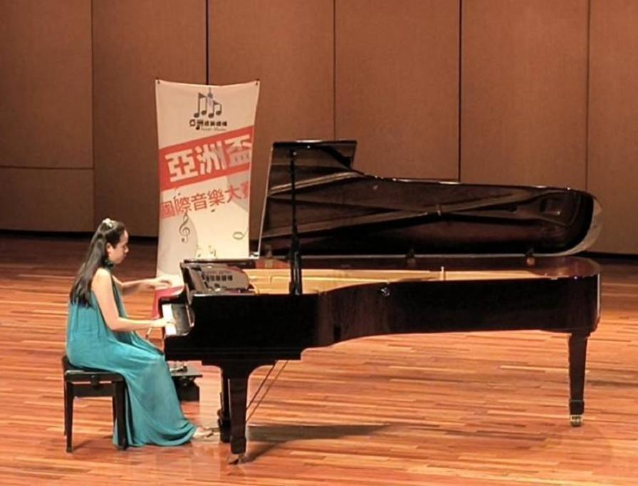 超越限制！台鋼科大卓玉芳精湛演藝　勇奪亞洲盃爵士鋼琴冠軍
