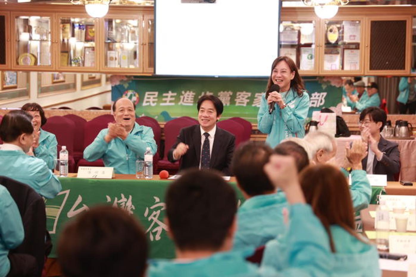 賴清德132日獲提名後，隨即出席台灣客家聯盟協會座談。民進黨提供