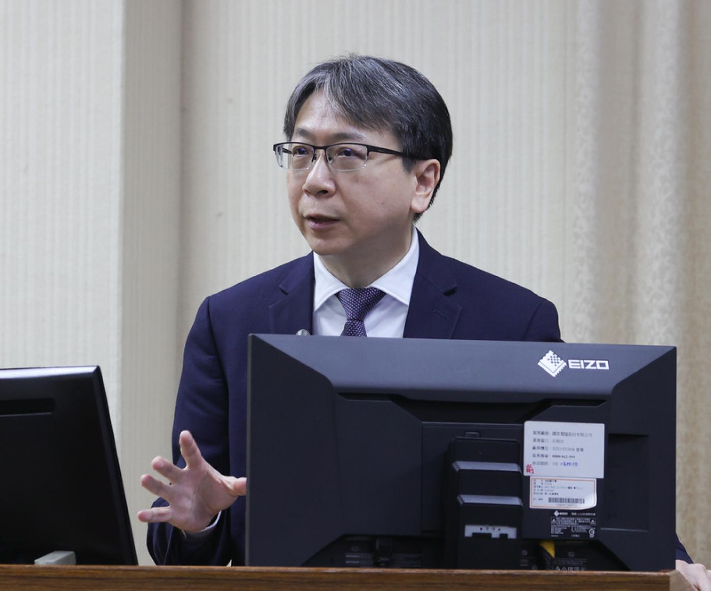 國家安全局長蔡明彥26日在立法院答詢時證實，台灣目前與五眼聯盟有實際且即時性的情報交流。中央社